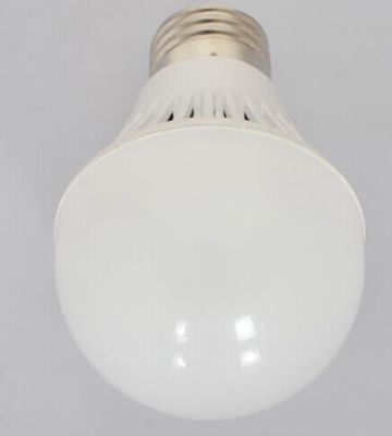 9W E27/GU10 650LM IP45 크리 사람/Epistar 플라스틱 LED 지구 전구는 세륨을 훈련합니다