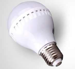 학교 세륨/RoHS를 위한 5W E27/GU10 540LM IP45 크리 사람/Epistar LED 지구 전구