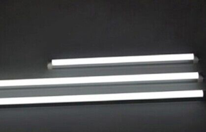 SMT 2835 SMD를 느끼는 T8 적외선이 5ft 2300lm LED 관에 의하여 점화합니다