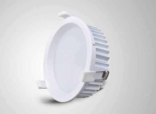 중단한 거푸집 주물 25Watt LED Downlights ra는 80 IP45 스튜디오를 위한 백색 Dimmable를 데웁니다