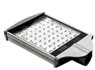 56 W 5500lm 4000K/6000K 고속도로를 위한 옥외 LED 가로등 정착물